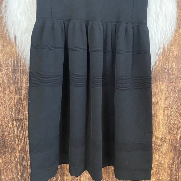 J. Mclaughlin | Grace Fit n Flare Dress Knit - Picture 3 of 6